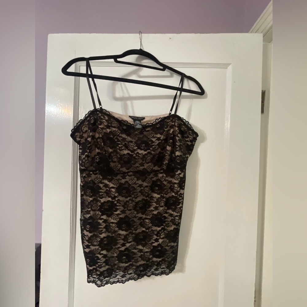 NY & CO-Black and tan lacy camisole